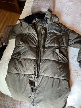 Steve Madden Olive Green Puffer Coat